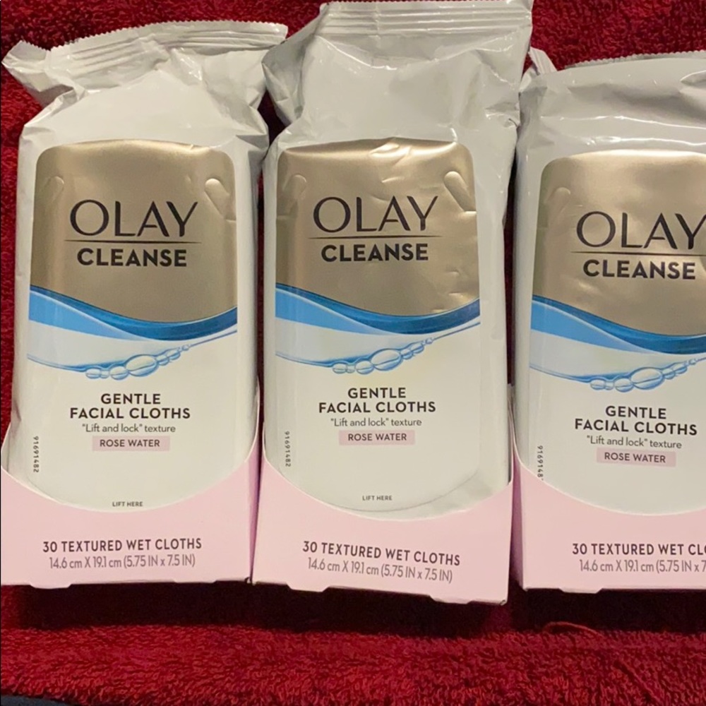 Olay cleanse gentle facial cloths rose water